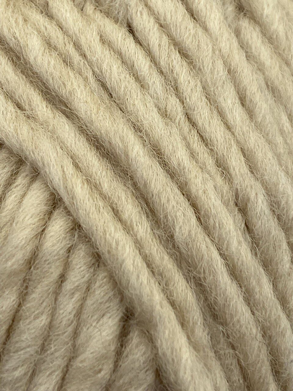 Пряжа в мотках INFINITY TUNDRA 3021 LIGHT BEIGE — изображение 2